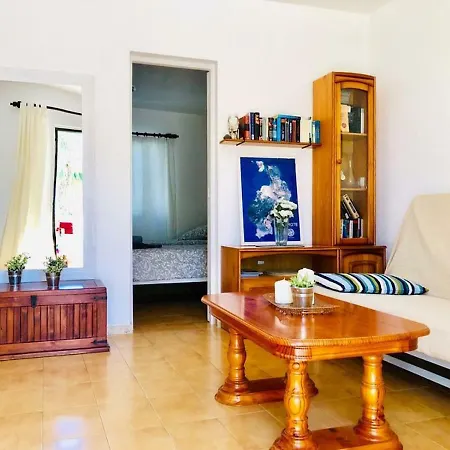 Alessandra Mit Sat-tv & Wifi In Puerto Del Carmen, Lanzarote - #120373 Apartment *